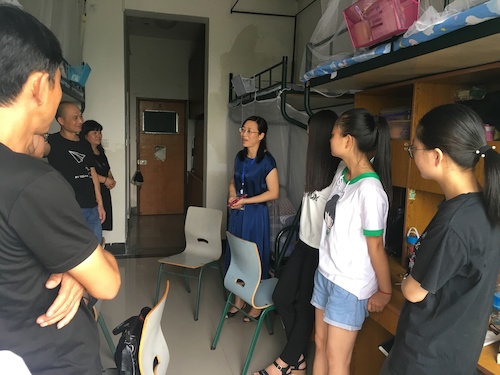 18走访新生寝室