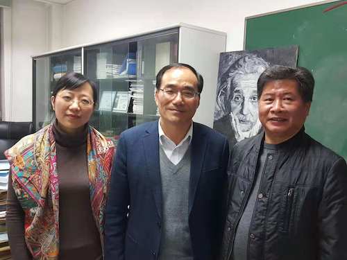 2018112691制片
领导拜访蔡荣根院士